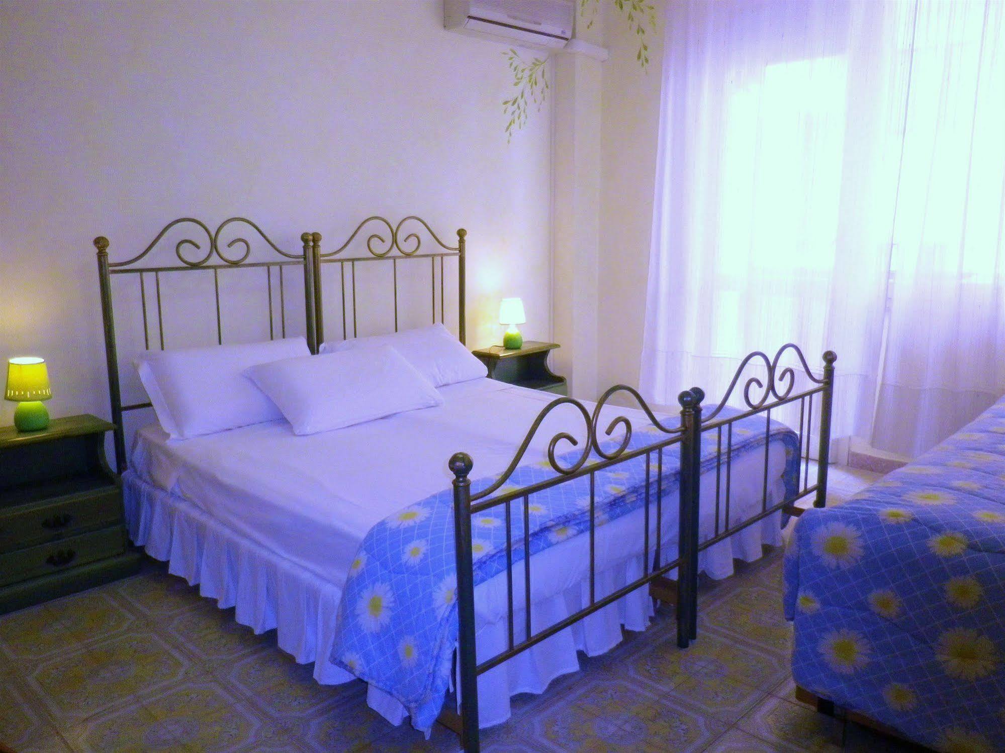Elisart Guest House Alghero Eksteriør billede