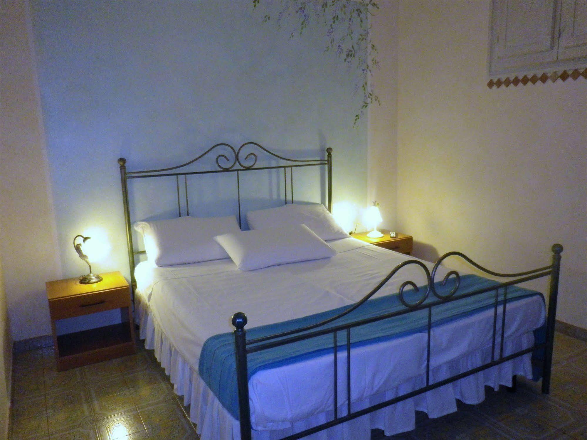 Elisart Guest House Alghero Eksteriør billede